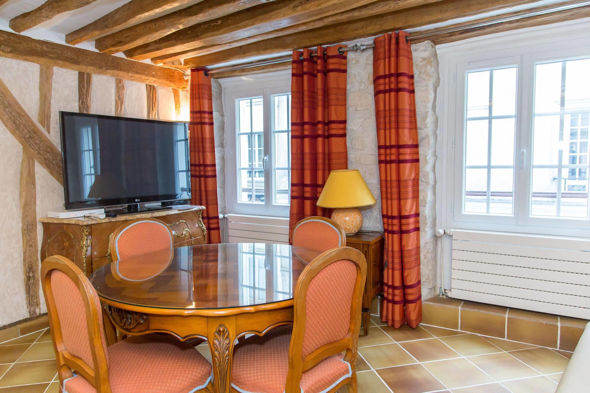 Saint Germain des Prés Apartment Parigi Esterno foto